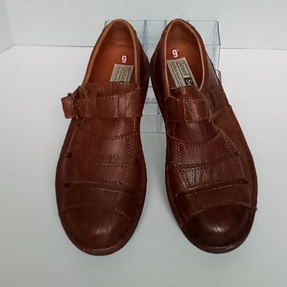 JOSEF SEIBEL Fishman Sandals Brown   Sz 9